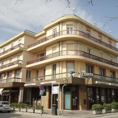 Hotel Acapulco Viserbella di Rimini Exteriör bild