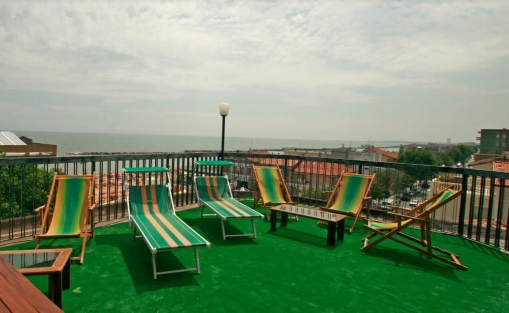 Hotel Acapulco Viserbella di Rimini Exteriör bild